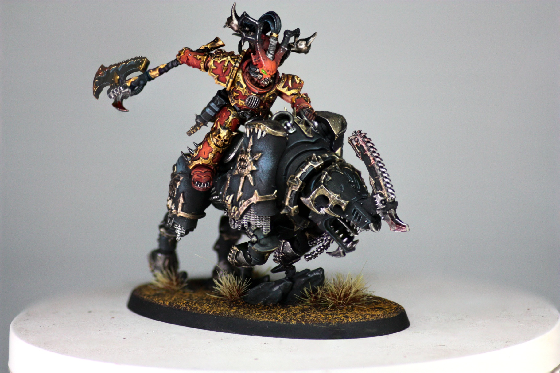 World Eaters Lord Invocatus charging on a black juggernaut of Khorne