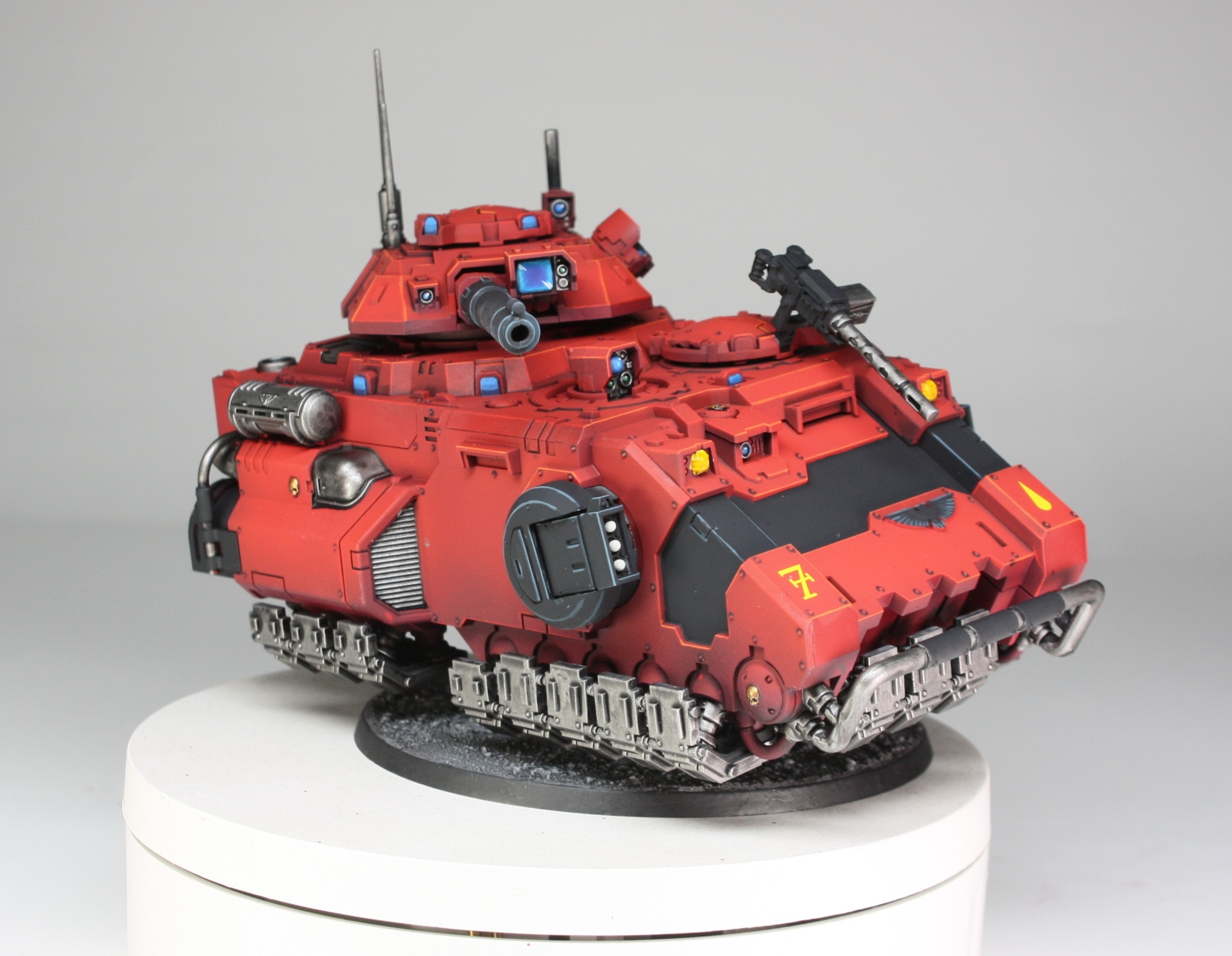 Blood Angels Repulsor Executioner grav-tank with heavy laser destroyer